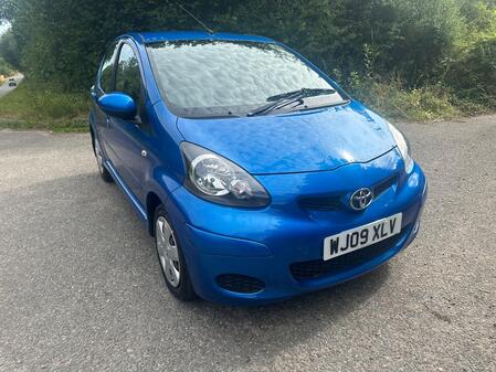 TOYOTA AYGO 1.0 VVT-i Blue