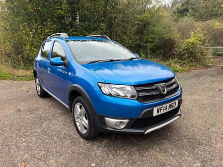 DACIA SANDERO STEPWAY 0.9 Stepway Laureate TCe 90